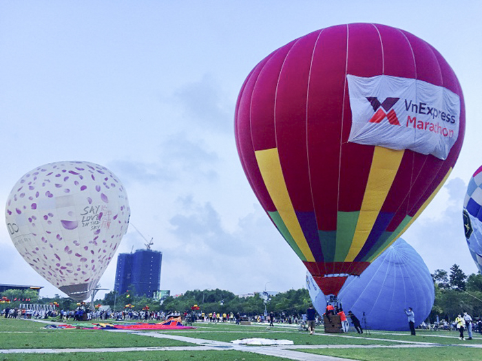 Lễ hội khinh khí cầu quốc tế Bình Định - 2023 thu hút đông đảo du khách (ảnh; PV)